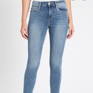 Le Skinny de Jeanne by Frame Denim